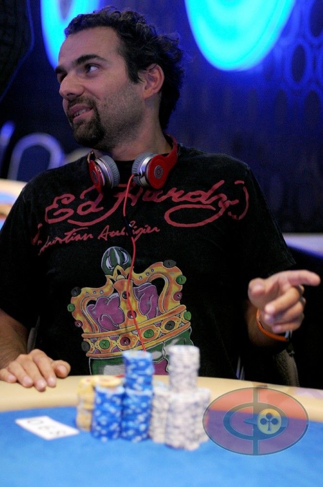 Live Reporting: Říjnový Poker Festival, Main Event 1,200,000 Kč GTD, Den 2 104