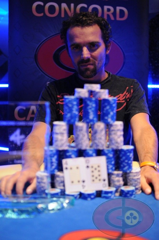 Live Reporting: Říjnový Poker Festival, Main Event 1,200,000 Kč GTD, Den 2 102