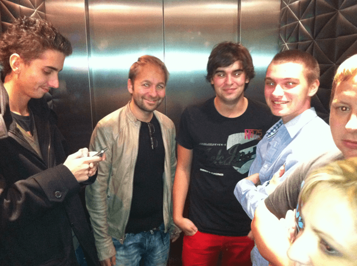 Sportshoe Diaries - Negreanu my BFF 103