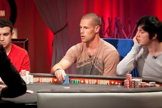 Сформирован финальный стол WSOPE 2011 Main Event, Довженко... 101