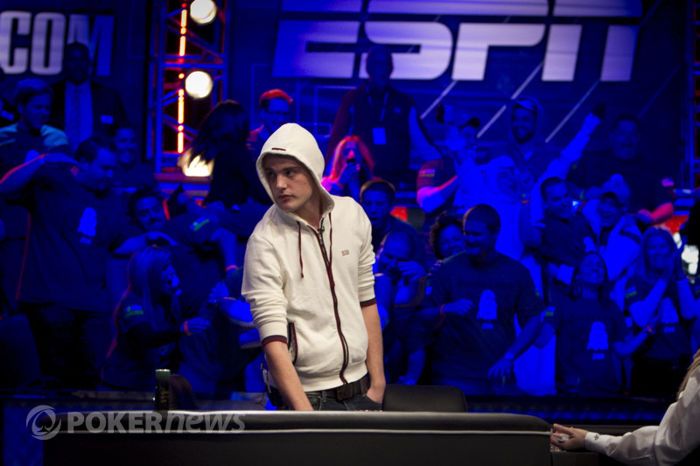2011 World Series of Poker Main Event финална маса: Lamb, Heinz или Staszko? 115