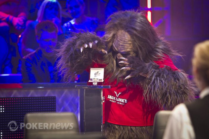WSOP Main Event: Dnes v noci hra pokračuje! 102