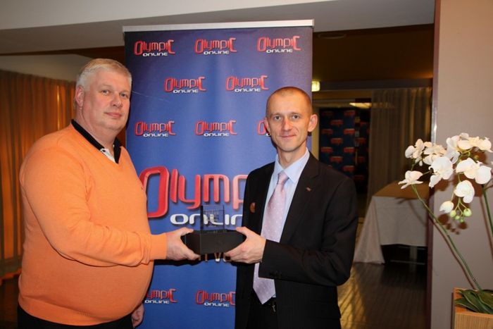 Olympicu pokkeriklubi alistas heads-up duellis PokerNewsi 102
