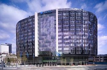 Park Plaza Westminster Hotel