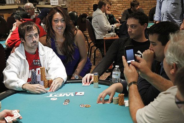 WPT Lucky Hearts Poker Open, ziua 1b: Juttelstad tot lider, Mercier a fost executat de... 101