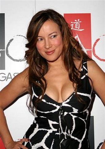 Shannon Elizabeth zopet v Piti, Jennifer Tilly pa v Simpsonih 102