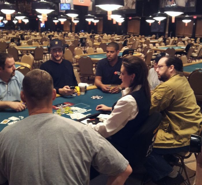 All Mucked Up: 2012 World Series of Poker Day 7 Live Blog 113