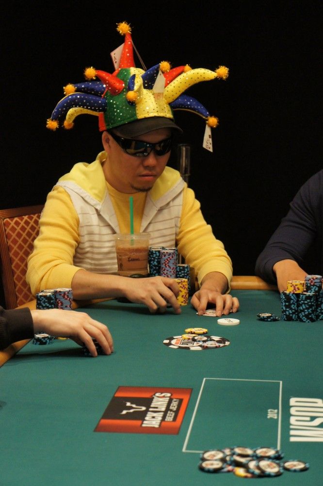 All Mucked Up: 2012 World Series of Poker Day 8 Live Blog 104