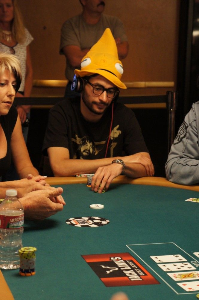All Mucked Up: 2012 World Series of Poker Day 9 Live Blog 105