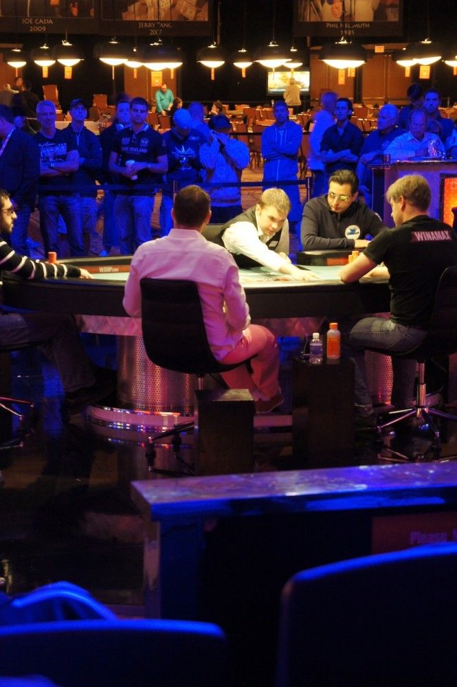 All Mucked Up: 2012 World Series of Poker Day 14 Live Blog 118