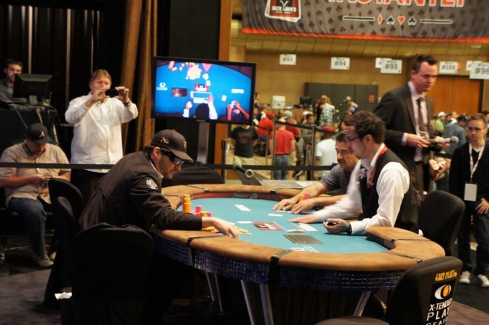 All Mucked Up: 2012 World Series of Poker Day 14 Live Blog 120