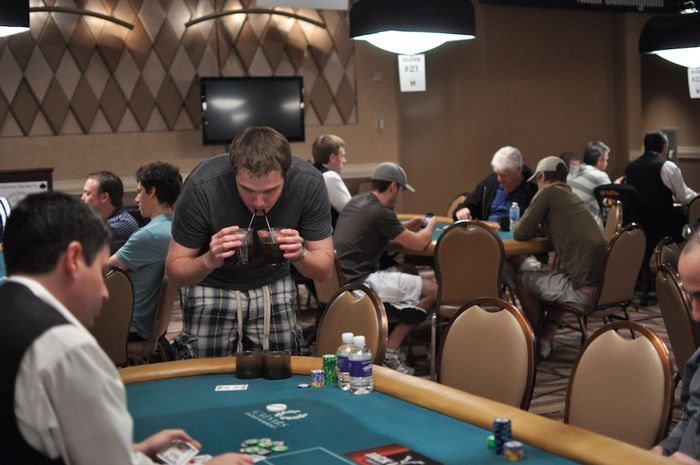 All Mucked Up: 2012 World Series of Poker Day 16 Live Blog 106