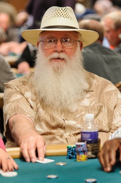 All Mucked Up: 2012 World Series of Poker Day 19 Live Blog 113