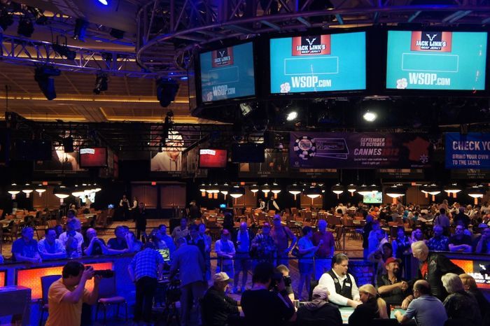 All Mucked Up: 2012 World Series of Poker Day 21 Live Blog 113