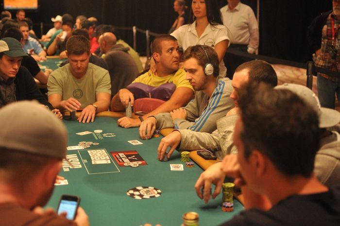 All Mucked Up: 2012 World Series of Poker Day 22 Live Blog 111