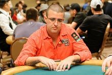 PokerStars spilleren Andre Akkari leder etter dag 1