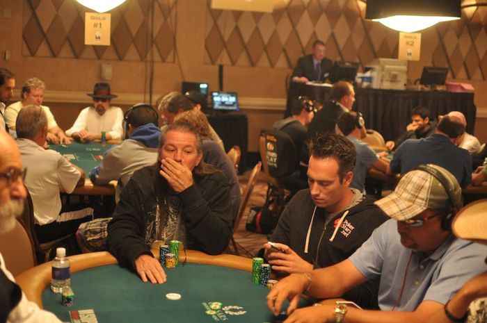 All Mucked Up: 2012 World Series of Poker Day 24 Live Blog 114