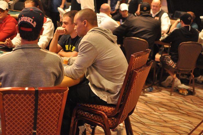 All Mucked Up: 2012 World Series of Poker Day 29 Live Blog 128