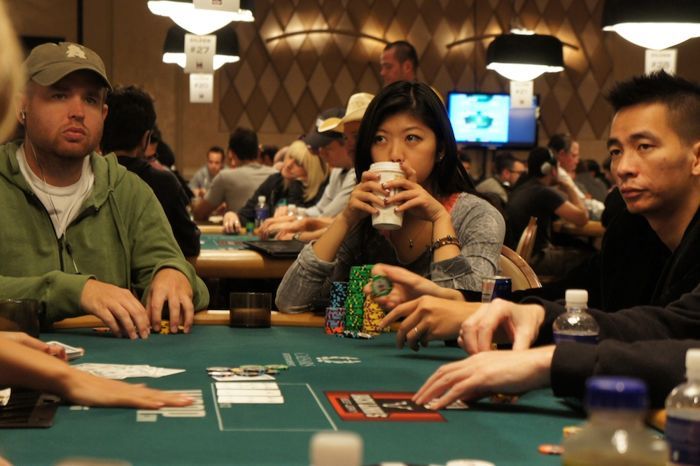 All Mucked Up: 2012 World Series of Poker Day 32 Live Blog 108