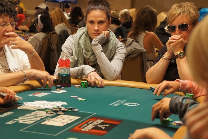 All Mucked Up: 2012 World Series of Poker Day 33 Live Blog 102