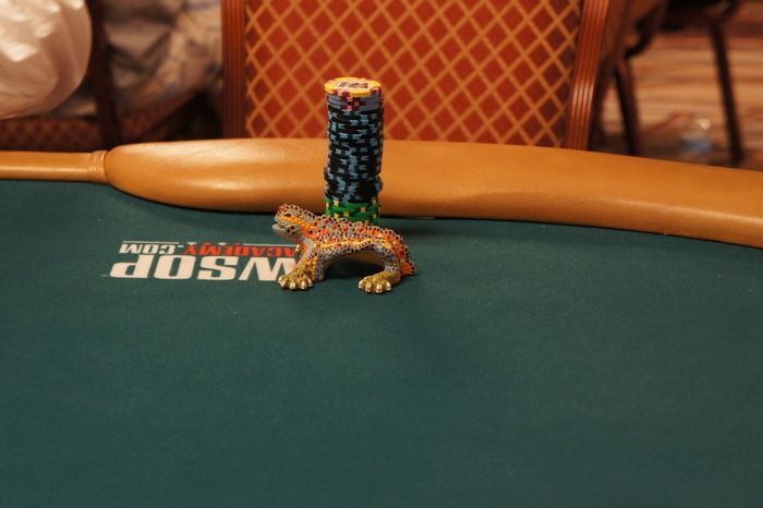 All Mucked Up: 2012 World Series of Poker Day 39 Live Blog 104