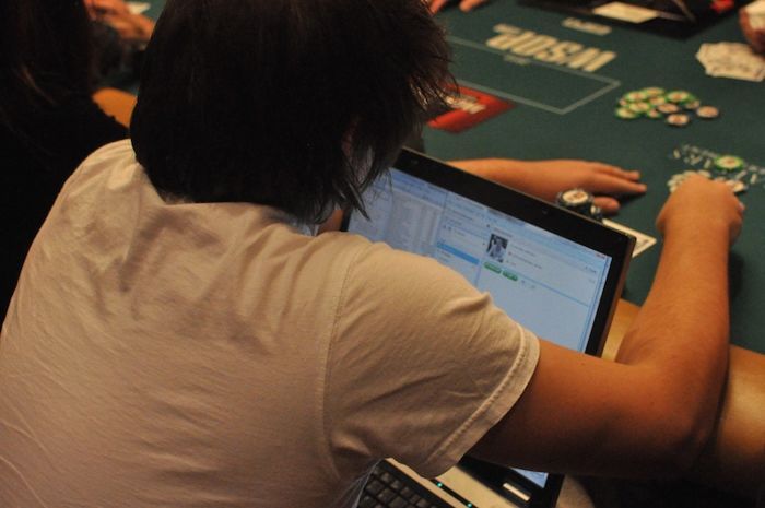 All Mucked Up: 2012 World Series of Poker Day 39 Live Blog 121