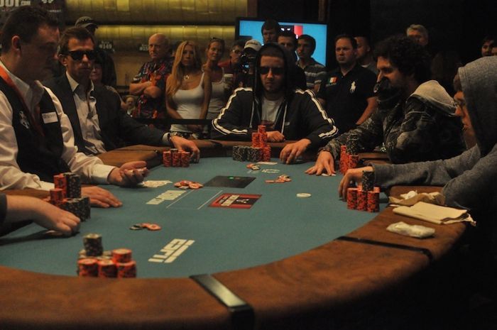 All Mucked Up: 2012 World Series of Poker Day 39 Live Blog 128
