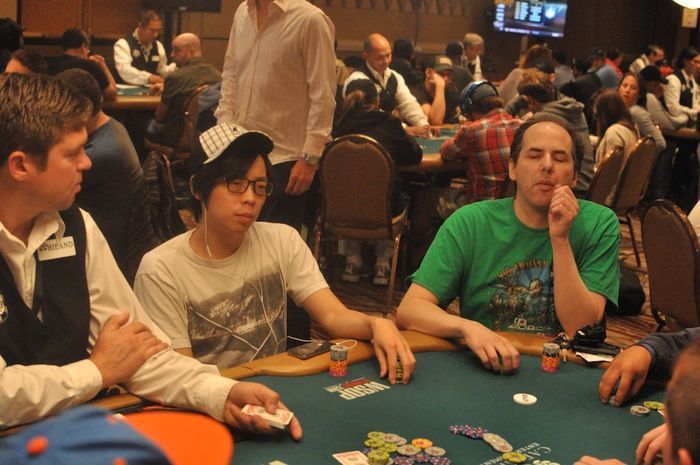 All Mucked Up: 2012 World Series of Poker Day 40 Live Blog 107