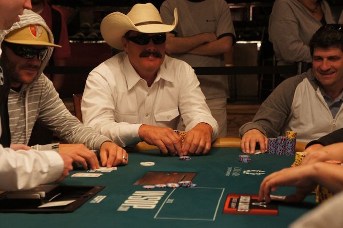 All Mucked Up: 2012 World Series of Poker Day 40 Live Blog 120