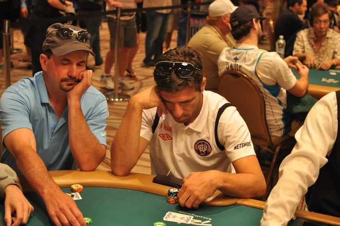 All Mucked Up: 2012 World Series of Poker Day 42 Live Blog 108