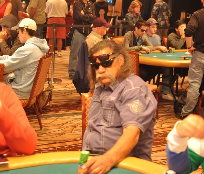 All Mucked Up: 2012 World Series of Poker Day 42 Live Blog 112