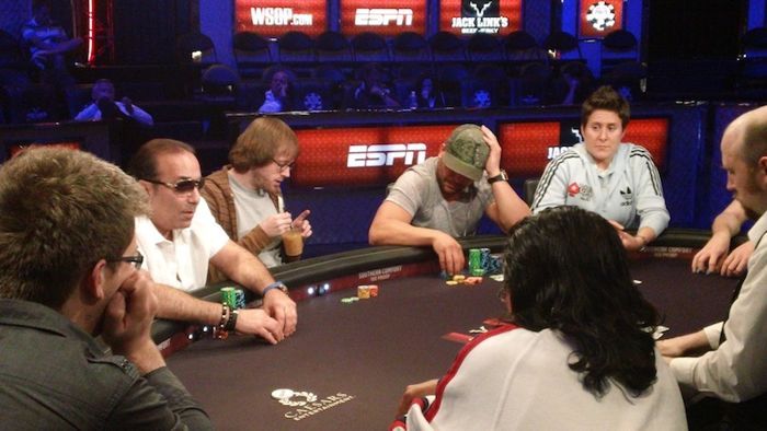 All Mucked Up: 2012 World Series of Poker Day 42 Live Blog 139