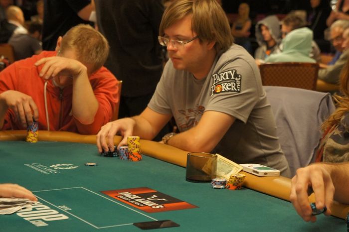 All Mucked Up: 2012 World Series of Poker Day 44 Live Blog 126