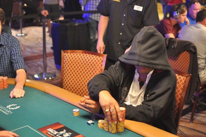 All Mucked Up: 2012 World Series of Poker Day 46 Live Blog 131