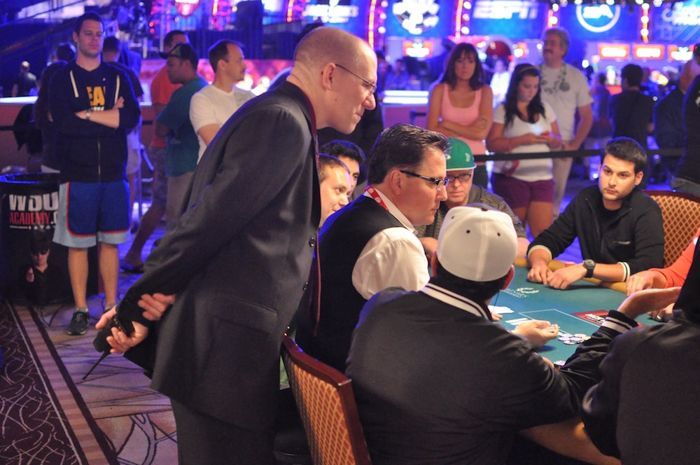 All Mucked Up: 2012 World Series of Poker Day 46 Live Blog 142