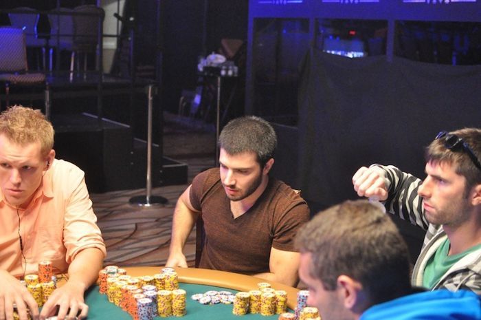 All Mucked Up: 2012 World Series of Poker Day 47 Live Blog 104