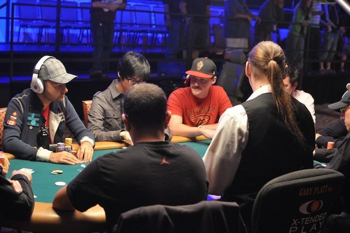 All Mucked Up: 2012 World Series of Poker Day 47 Live Blog 107