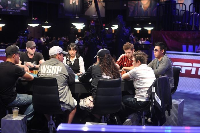 All Mucked Up: 2012 World Series of Poker Day 47 Live Blog 106