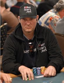 Helge Stjernvang er videre til dag 6 med 1 760 000 chips