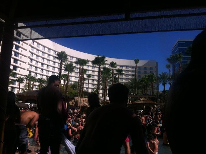 Sportshoe Diaries - Repetitief Vegas 102