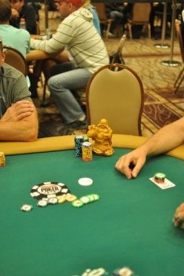 All Mucked Up: The Top 10 Card Protectors from the 2012 WSOP 105