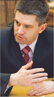 Szef służby celnej Jacek Kapica i tak wie swoje