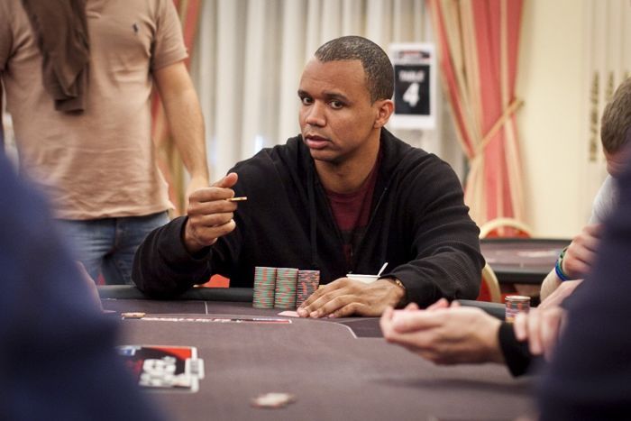 Best Photos from Week 1 of the 2012 World Series of Poker Europe 106