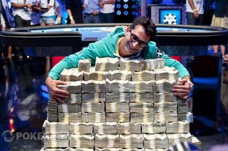 Покер събитията от 2012г. през обектива на PokerNews... 102