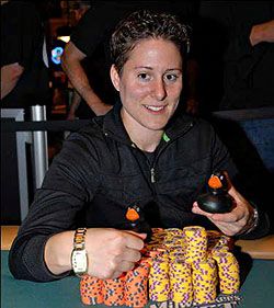 Новости дня: Galfond опускает Blomа, Vanessa Selbst... 101