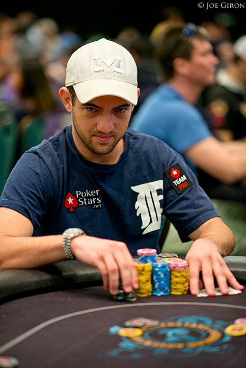 Anche Joe Cada cambia residenza per giocare su PokerStars 101
