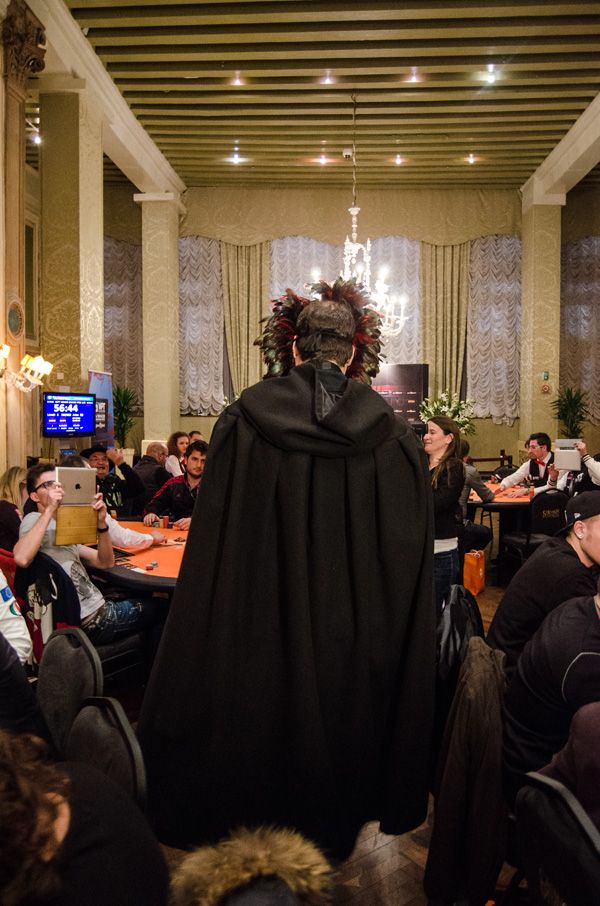 Phil Hellmuth's Grand Entrance to WPT Venice 106