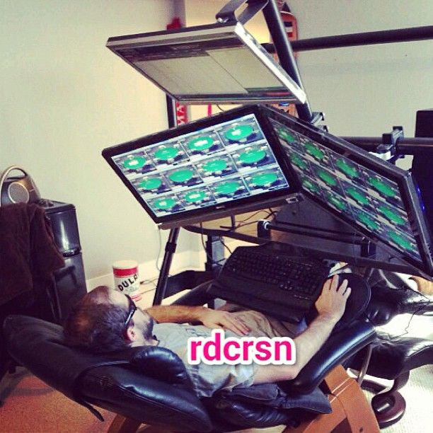Sickest setup. Итоги фотоконкурса от PokerStars 103