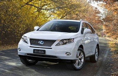 Kokius automobilius vairuoja pokerio žvaigždės? 102