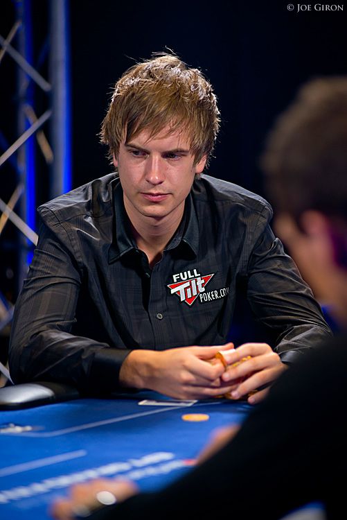 High Stakes Revealed: Haxton wint €1 miljoen in €1k/€2k cashgame, Blom verliest €400k 102
